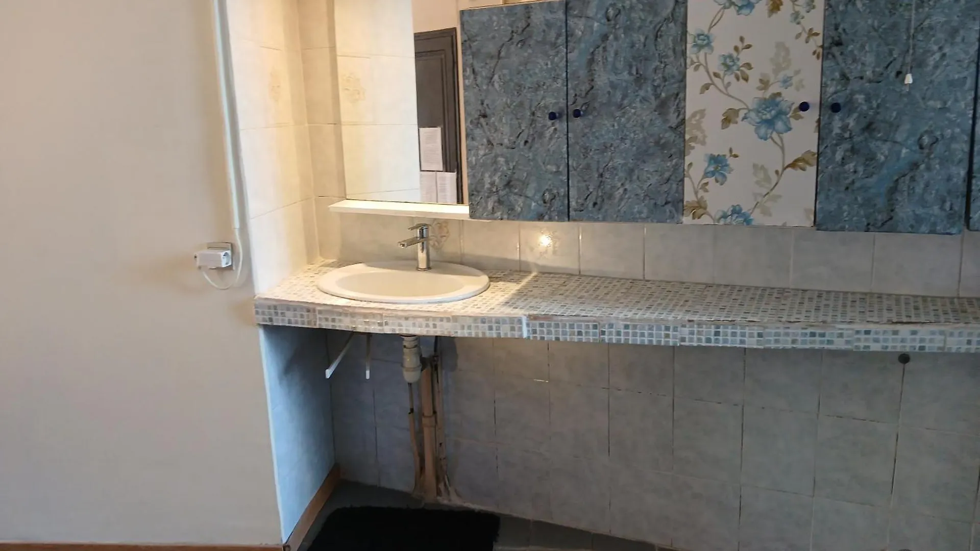 Marseille Loft Americain Centre Ville 7 Personnes 0*,  France