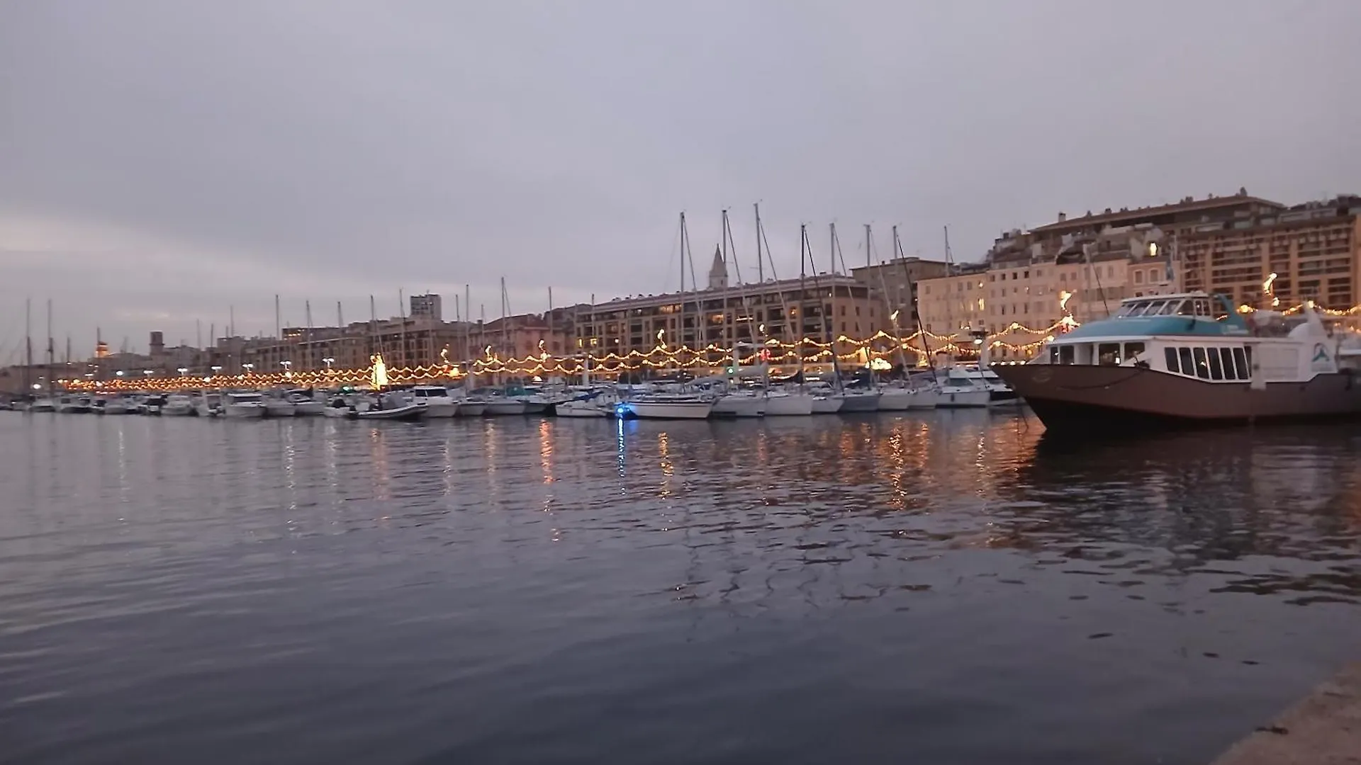 Appartamento Marseille Loft Americain Centre Ville 7 Personnes Francia